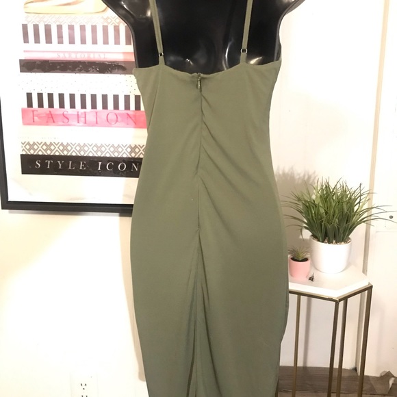 Cute Chic Dress - Picture 3 of 4